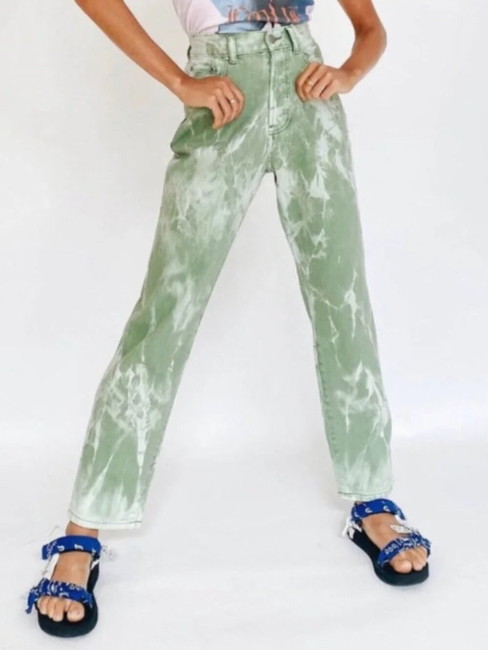 VRG GRL 1995 Tour Tie Dye High Waist Mom Jeans - Womens 6